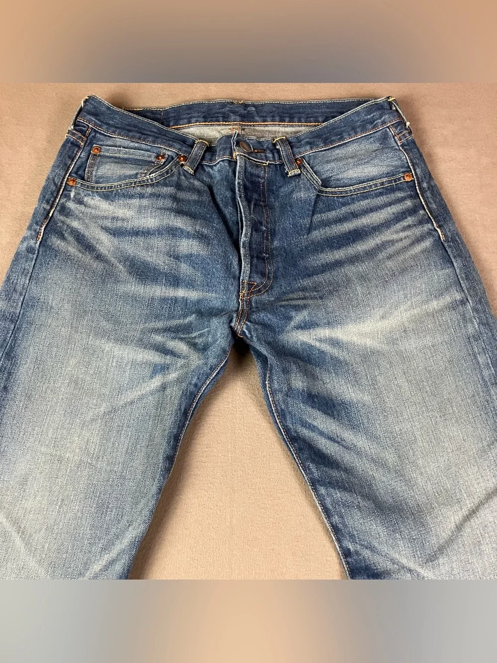 Levis 501 Straight Jeans Men’s Size 33x34 Light Blue Denim Pants Button Fly